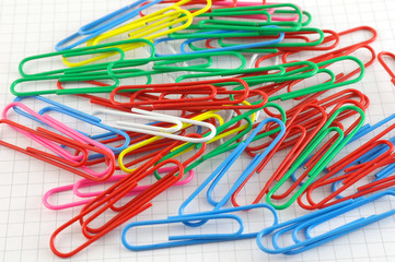 Color clips for paper