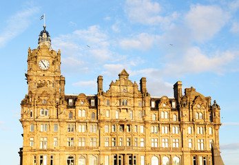 Fototapeta na wymiar Historical architecture in Edinburgh, Scotland