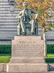 Tischdecke Statue of Abraham Lincoln at Civic Center Plaza and City Hall of © Mirko Vitali