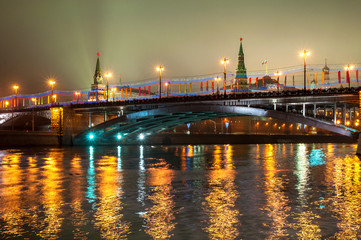 Fototapeta na wymiar Moscow river, bridge and Kremlin towers