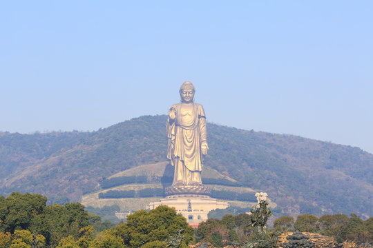 buddha statue