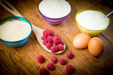 Raspberry muffin preparation