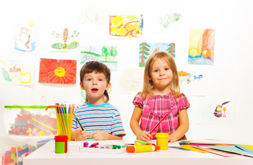 Fototapeta premium Two creative kids