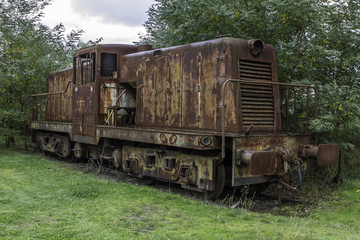 Fototapeta na wymiar Locomotive abandonnée