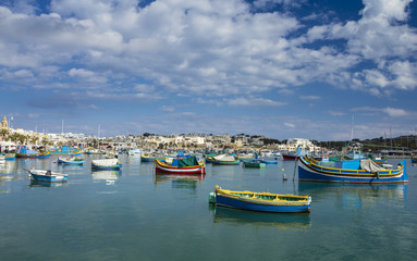 Fototapeta na wymiar Marsaxlokk fishing harbor