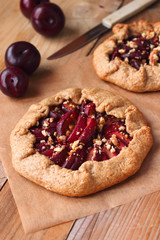 Healthy vegetarian plum cake