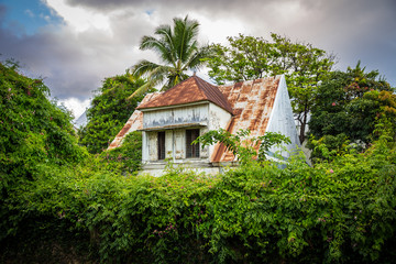Fototapeta na wymiar Stary dom w Saint-Denis, Reunion