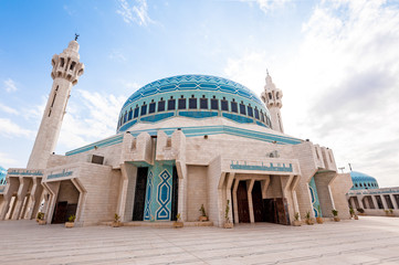 King Abdullah I Mosque in Amman, Jordan. - obrazy, fototapety, plakaty
