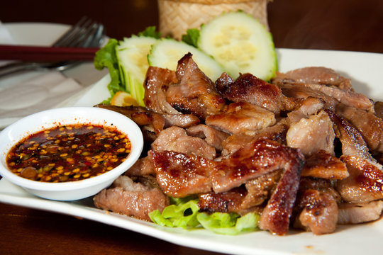 Grill pork neck thai style