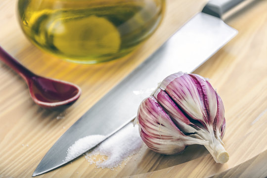 Ajo Aceite Cuchillo 1