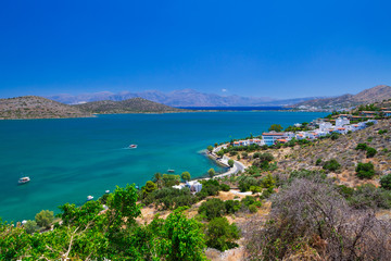 Fototapeta na wymiar Sceneria Mirabello Bay na Krecie, w Grecji
