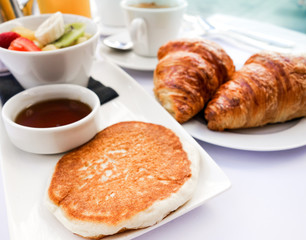 Breakfast with Fruit
