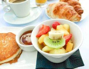 Breakfast with Fruit