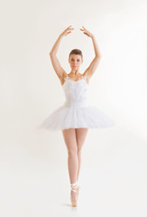 Fototapeta na wymiar beautiful ballerina