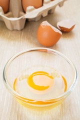 Egg in bowl with egg carton