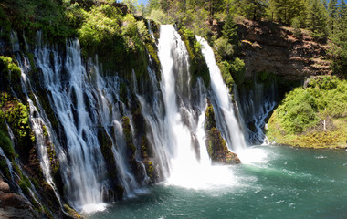 Fototapeta premium McArthur Burney Falls