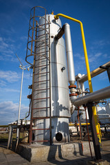 Oil and gas processing plant