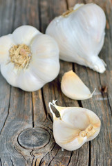 Organic garlic whole