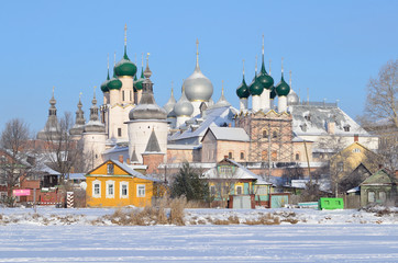 Fototapeta na wymiar Ростов Великий, кремль зимой