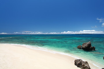 コマカ島の美しいビーチ