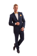 Blond gentleman ready to date