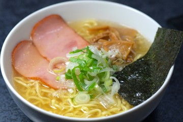 塩ラーメン