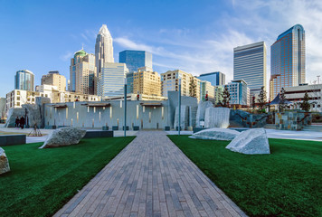 Fototapeta premium december 27, 2013, charlotte, nc - view of charlotte skyline at