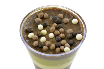 Verine pearl chocolate, coffee and lemon