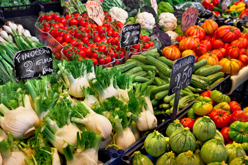 Fruit and vegetable market.