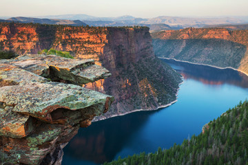 Flaming Gorge © Galyna Andrushko