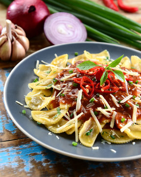 Ravioli With Red Sauce