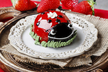 Ladybug cake