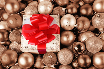 Gift box and baubles retro