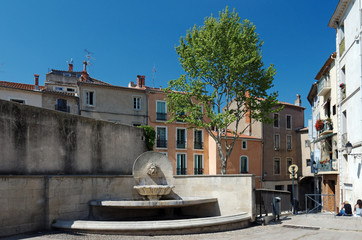 Fototapeta na wymiar Fontaine à Béziers