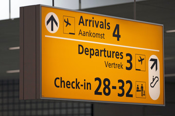 airport information for departures and arrival assigns travelers