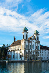 Fototapeta na wymiar Kościół jezuitów w Lucerna, Szwajcaria