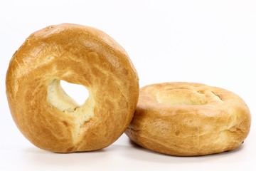 Bagels isoliert auf weißem Hintergrund