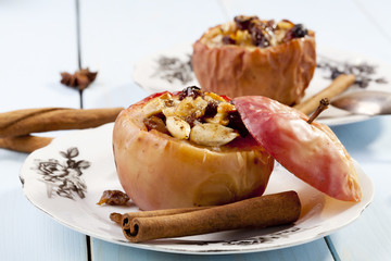 Baked apples with nuts and raisins