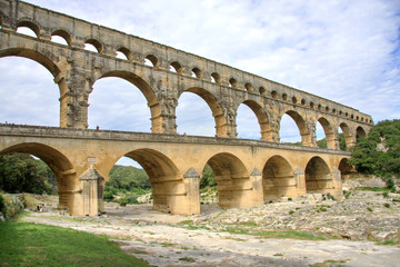 Fototapeta na wymiar Pont du Gard, stary wodociąg Rzymian