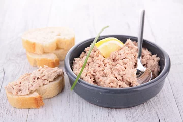 Zelfklevend Fotobehang tuna and cheese spread © M.studio