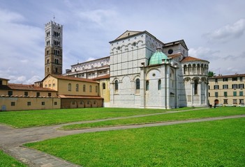 Fototapeta na wymiar Lucca Kathedrale - Lucca katedra 01
