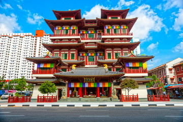 Naklejka premium Buddhist temple in Singapore