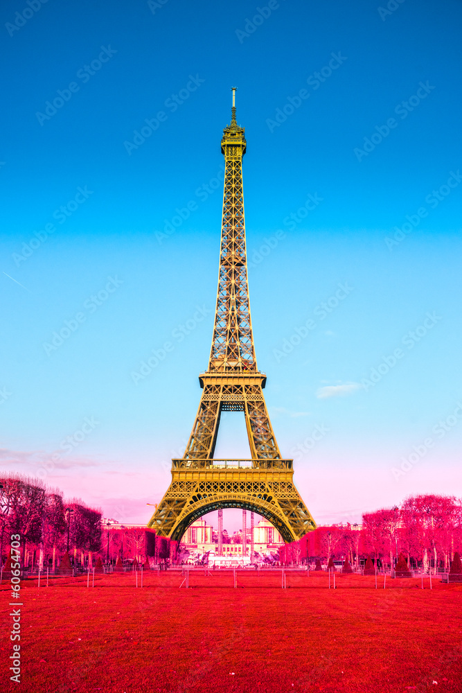 Poster eiffel tower with graduated french flag
