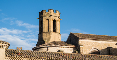Clocher église Saint Pierre d'Entraigues