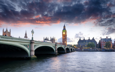 Fototapeta premium London at Dusk