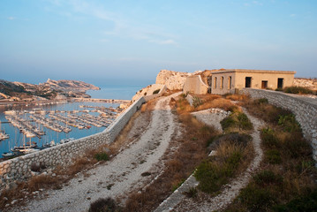 ruins of the fort at dawn
