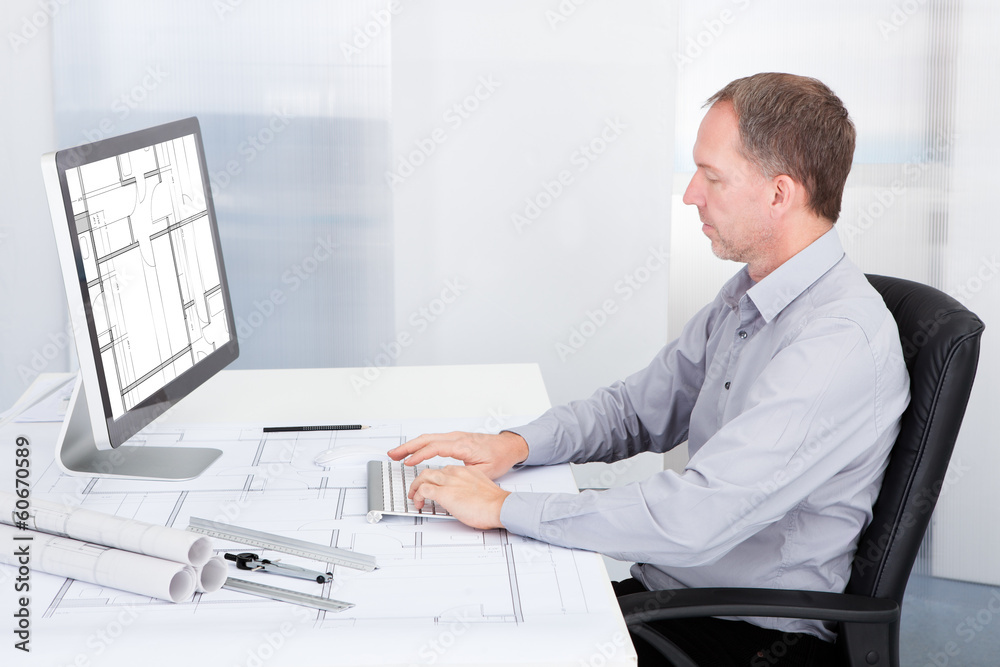 Aufkleber architect working on computer