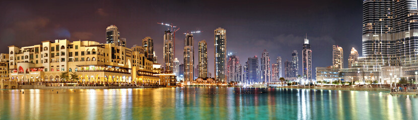 Fototapeta na wymiar Burj khalifa, Dubai