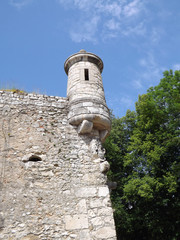 Zamek w Pieskowej Skale - mury obronne © ellaa44