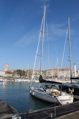 Fototapeta premium Voilier amarré au vieux port